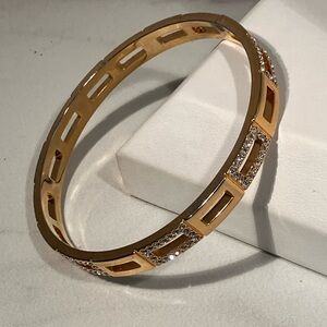 Bangle arm party bundle and make me an offer. Let’s get this party started.